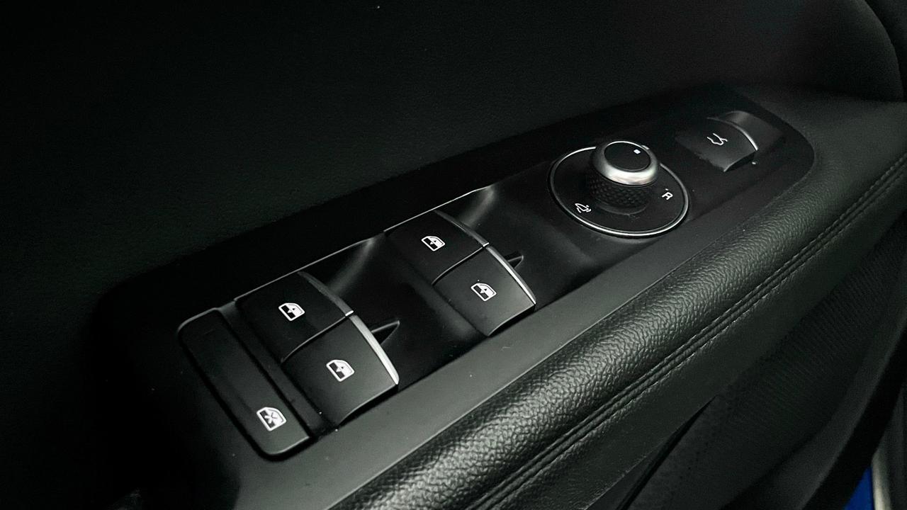 ALFA ROMEO STELVIO 2.2 COMPETIZIONE Q4 TURBODIESEL 210CV - VOLANTE E SEDILI IN PELLE RISCALDABILI, FULL LED