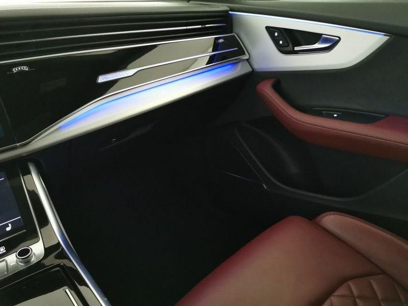 Audi Q8 SQ8 4.0 tfsi Sport Attitude quattro tiptronic