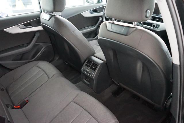 AUDI A4 Avant 2.0 TDI 150 CV Business Uniprop. Italiana