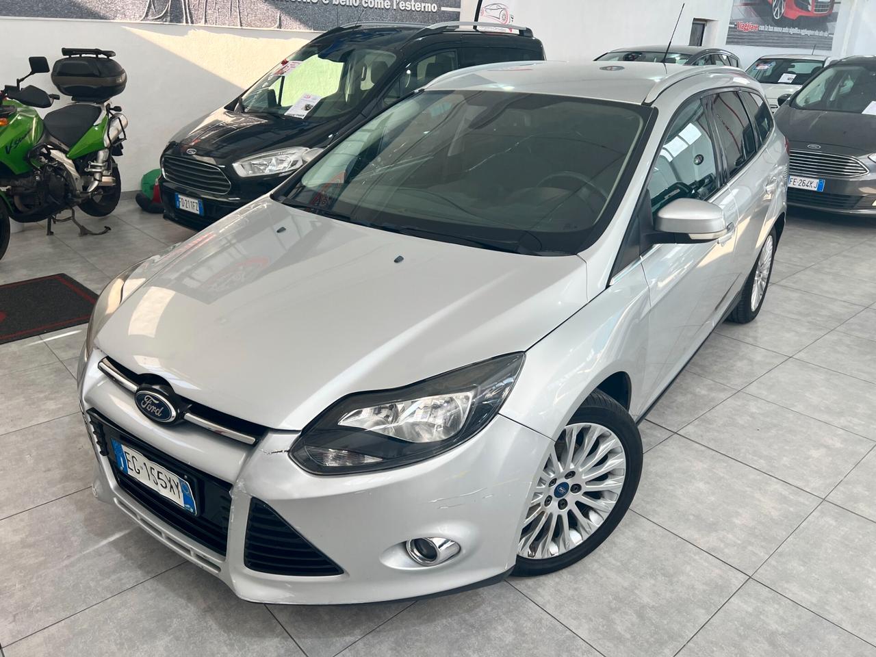 Ford Focus 1.6 TDCi 115 CV SW Titanium *AUTOCARRO*