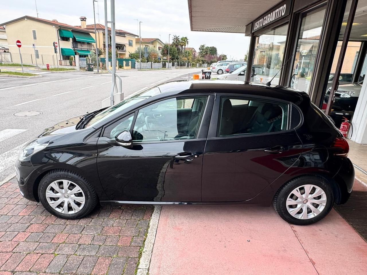 Peugeot 208 PureTech 82 5 porte Active