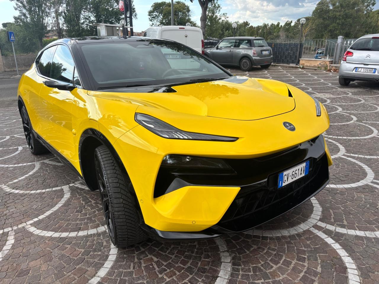 Lotus Eletre S