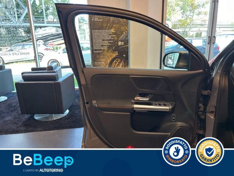 Mercedes-Benz GLA 200 D PREMIUM AUTO