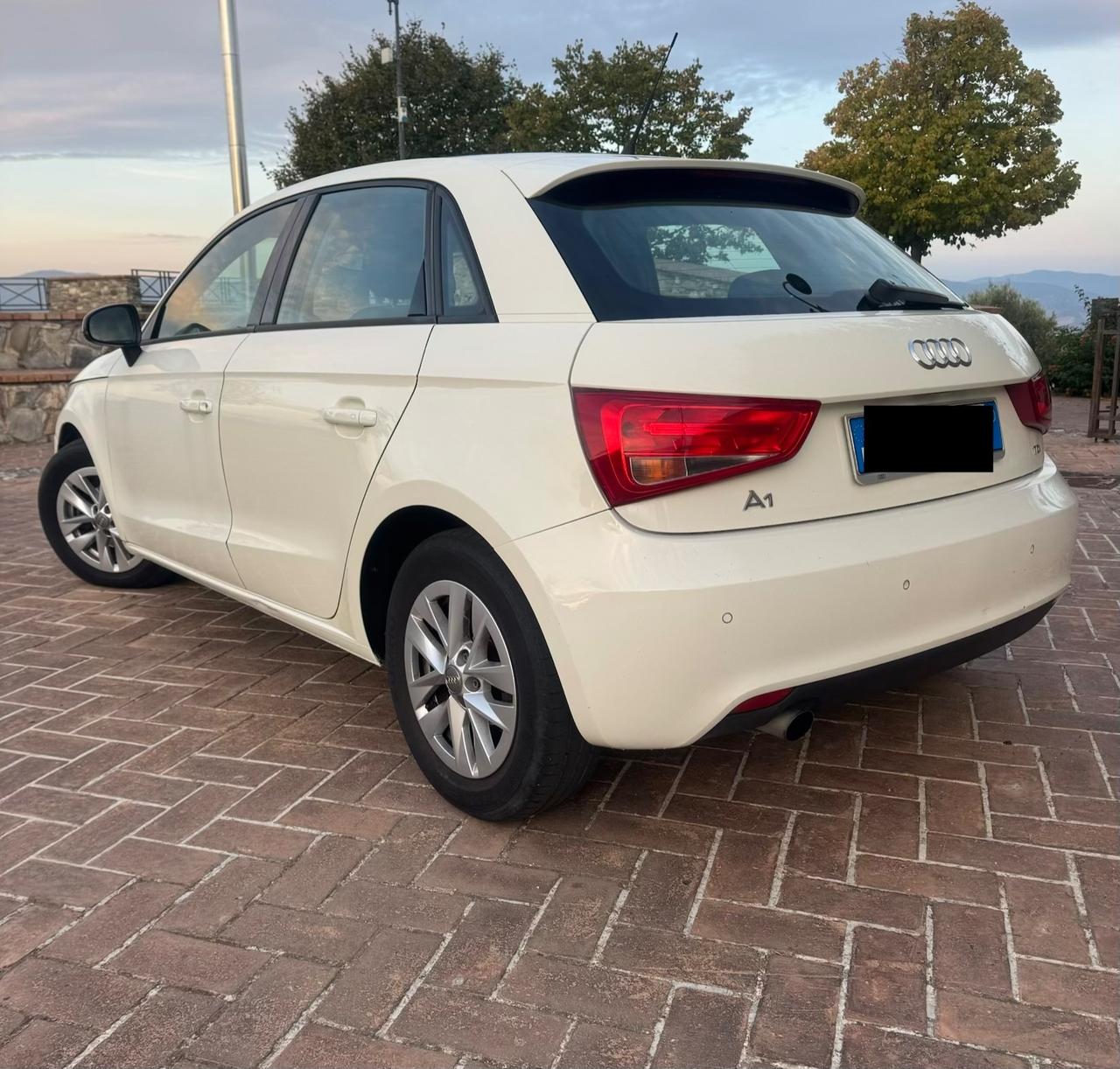 Audi A1 1.6 Diesel 90Cv 2013