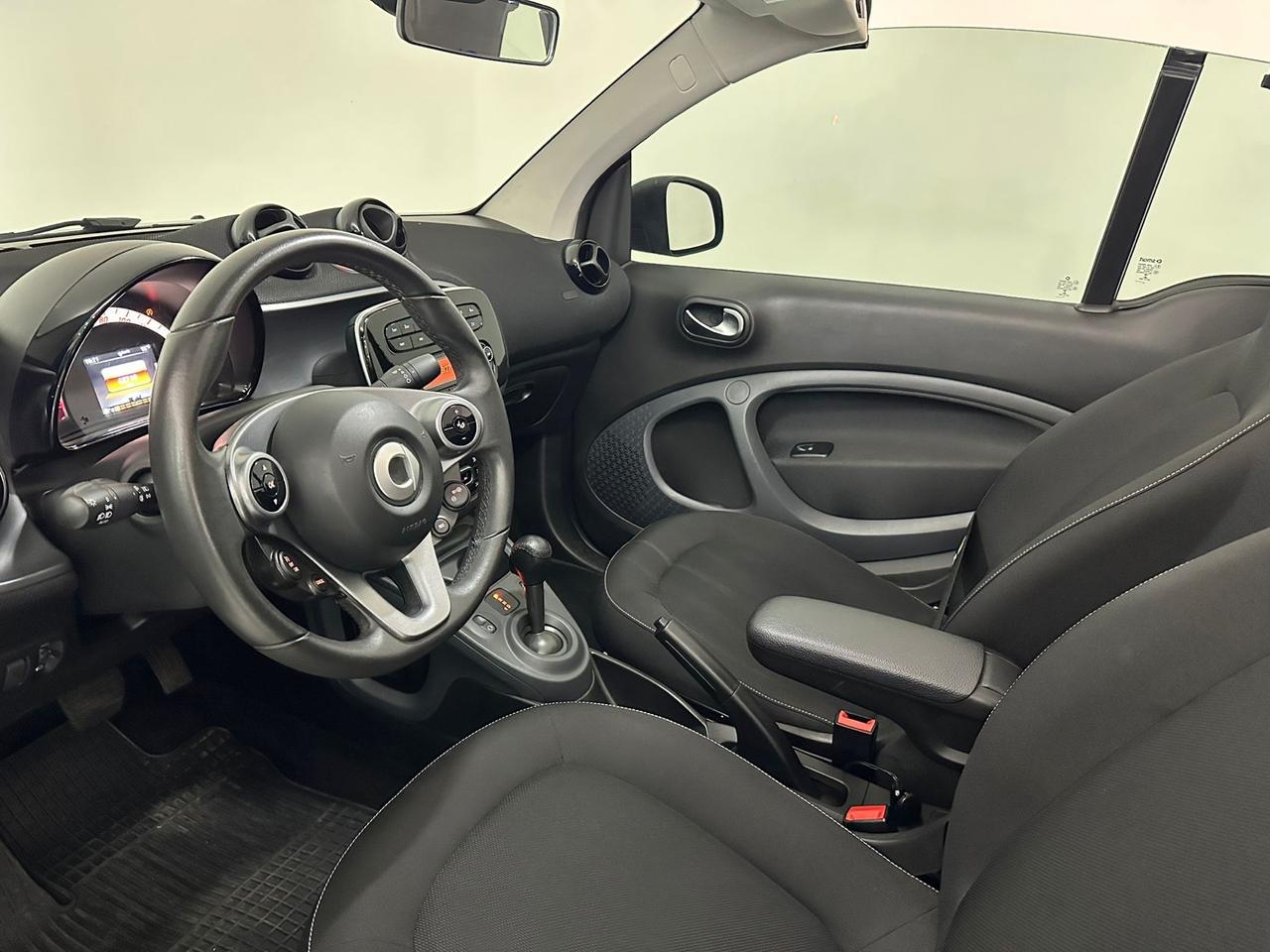 SMART FORTWO 1.0 CABRIO PASSION AUTOMATICA/LED/SEDILI RISCALDABILI