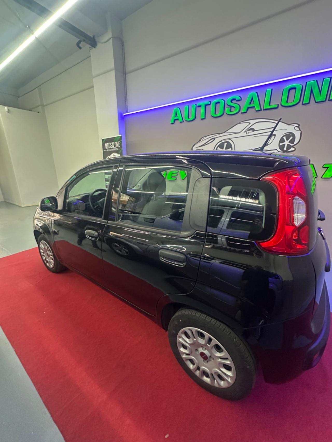 Fiat Panda 1.2 Connected by Wind