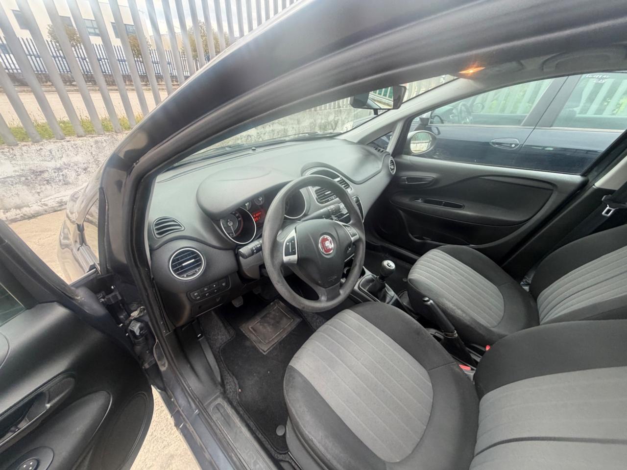 Fiat Punto 1.3 MJT II S&S 95 CV 5 porte Street