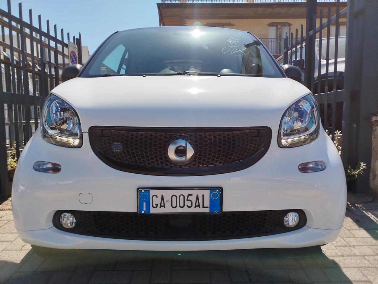 Smart ForTwo EQ Passion UNIPRO' *PREZZO VERO* 2CAVI DI RICARICA RAPIDA- GARANZIA 12 MESI