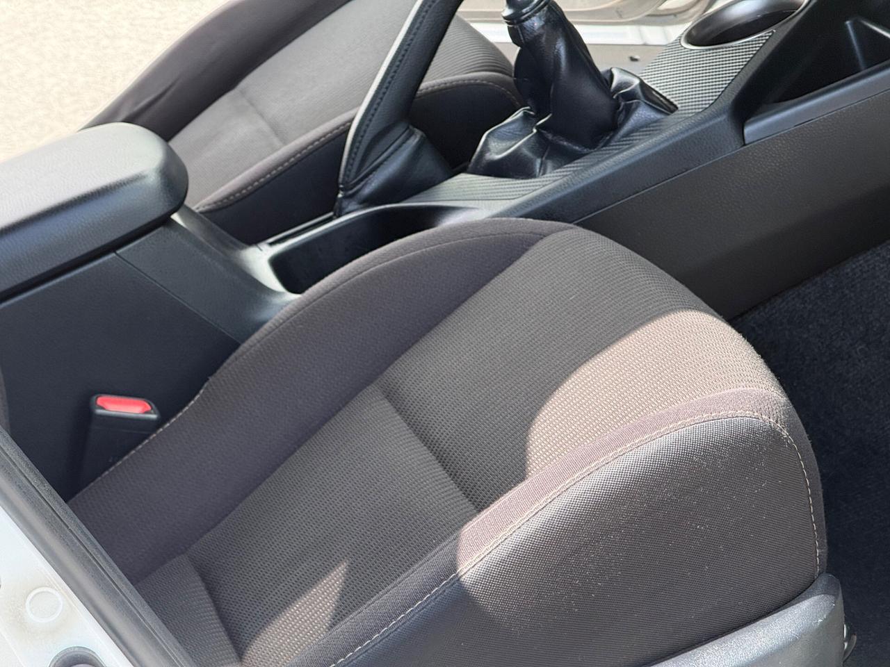 Toyota RAV 2.0 D-4D 4WD Lounge-FULL OPTIONAL