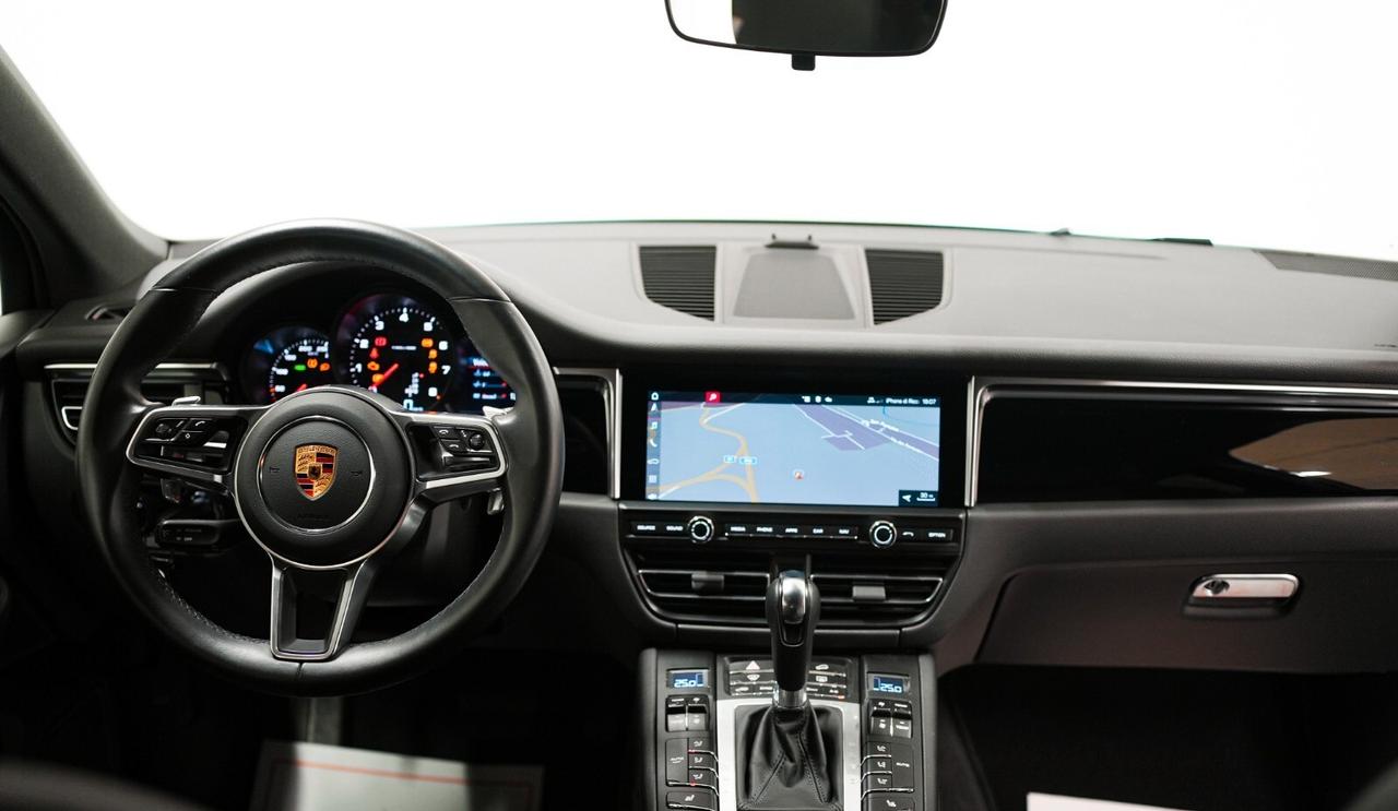 Porsche Macan 2.0