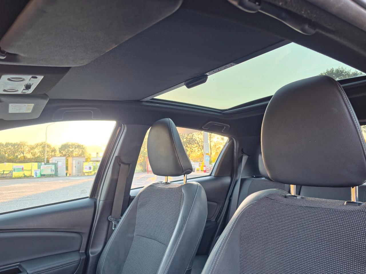 Toyota Yaris 1.5 Hybrid 5 porte 2018-E6 Automatico NEO