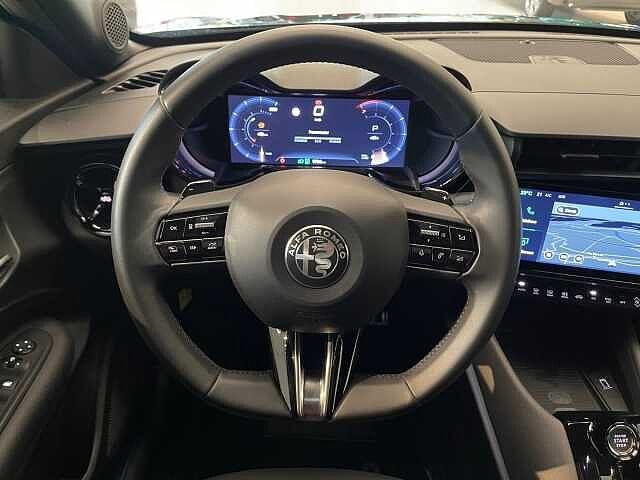 Alfa Romeo Junior 1.2 136 CV Hybrid eDCT6