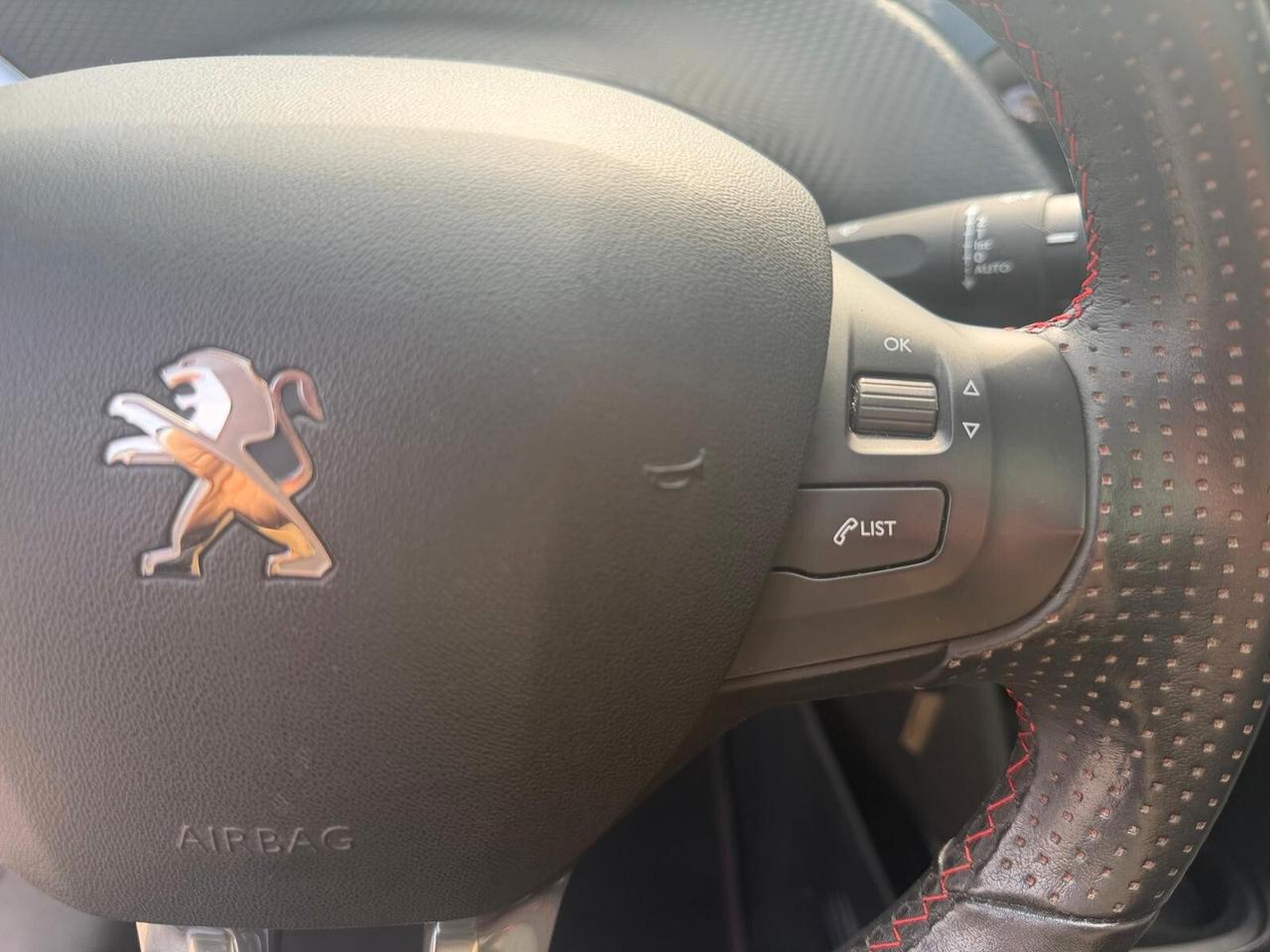 Peugeot 2008 1.6 HDI 100 GT LINE STRAFULL