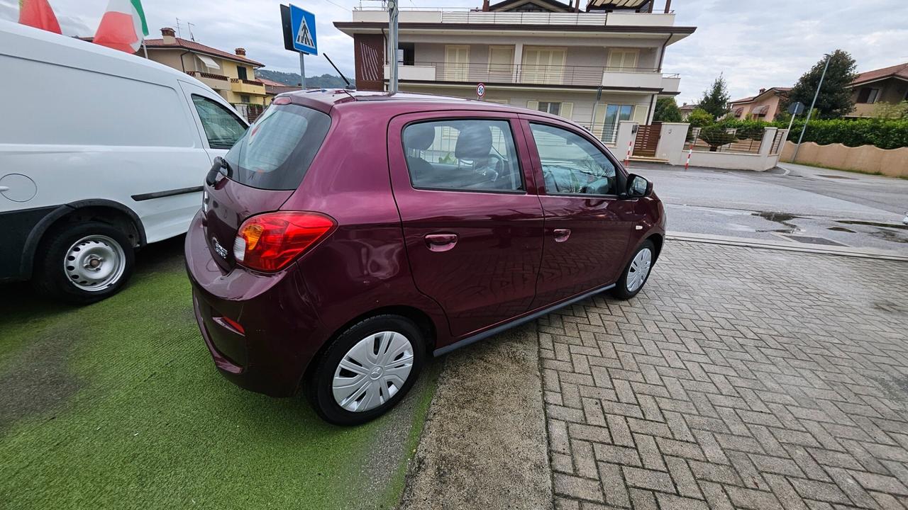 Mitsubishi Space Star 1.0 Invite