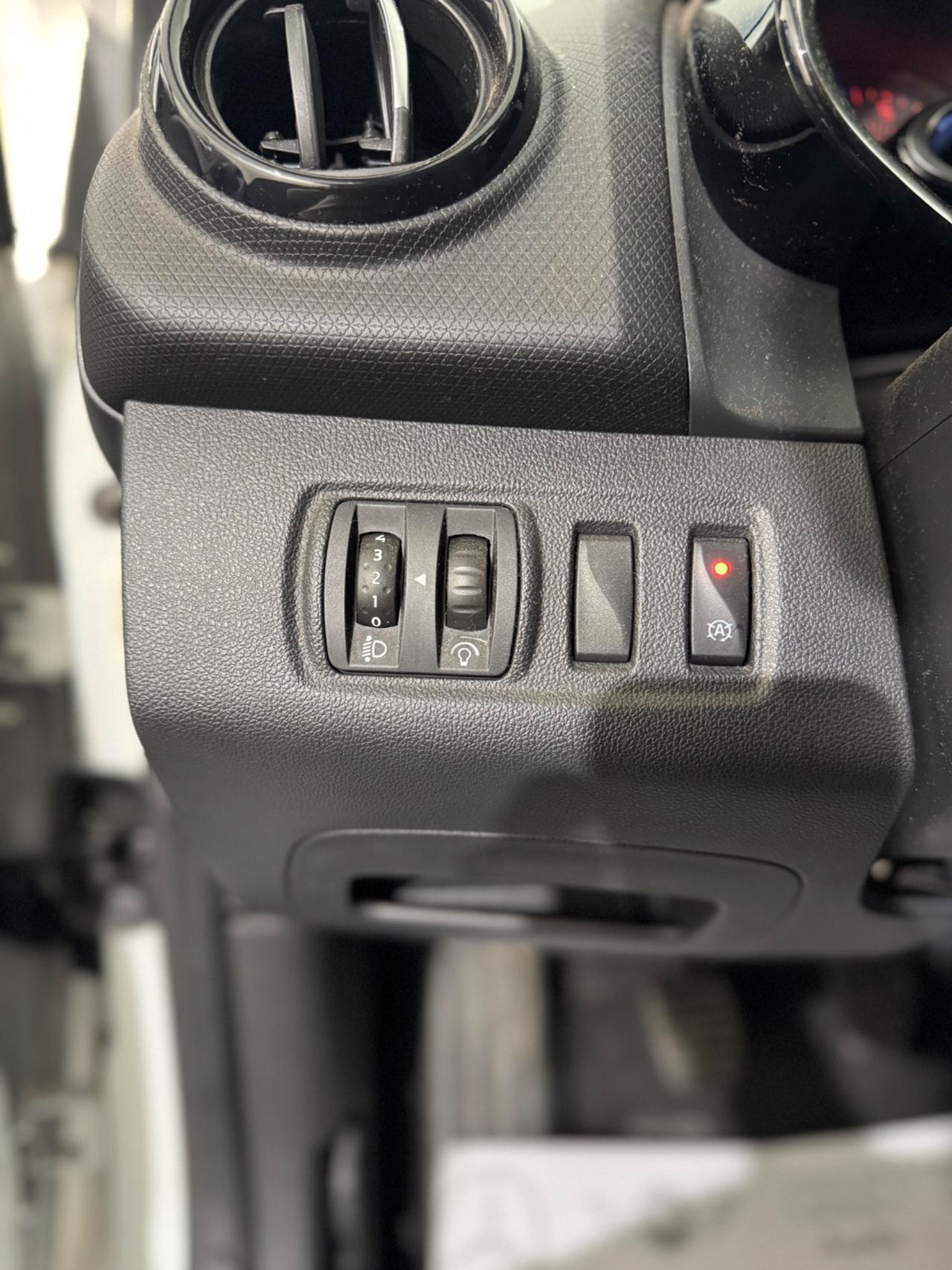 Renault Clio dCi 8V 90CV Start&Stop 5 porte Energy Intens