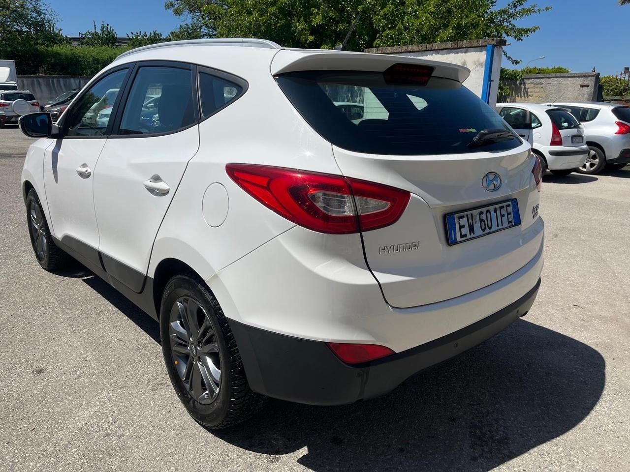 Hyundai iX35-1.7 crdi- full-2014