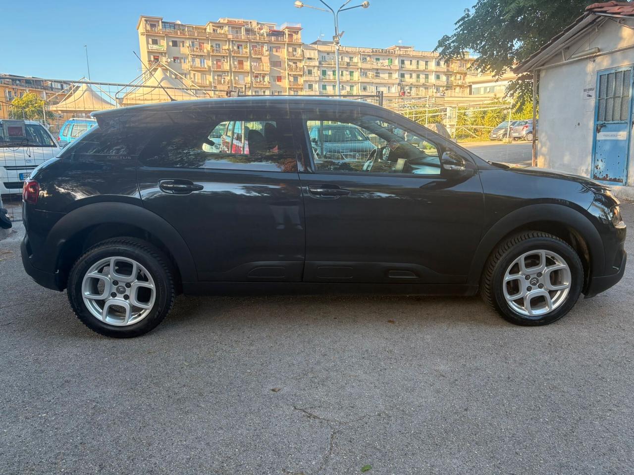 CITROEN C4 1.6 CACTUS Shine - 2018