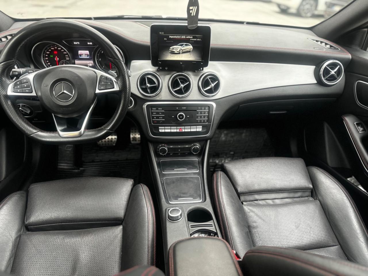 Mercedes-benz CLA 200 d 4Matic Premium AMG 2016