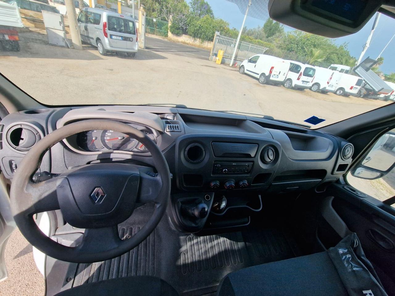 Renault MASTER 2.2 CDI 126cV