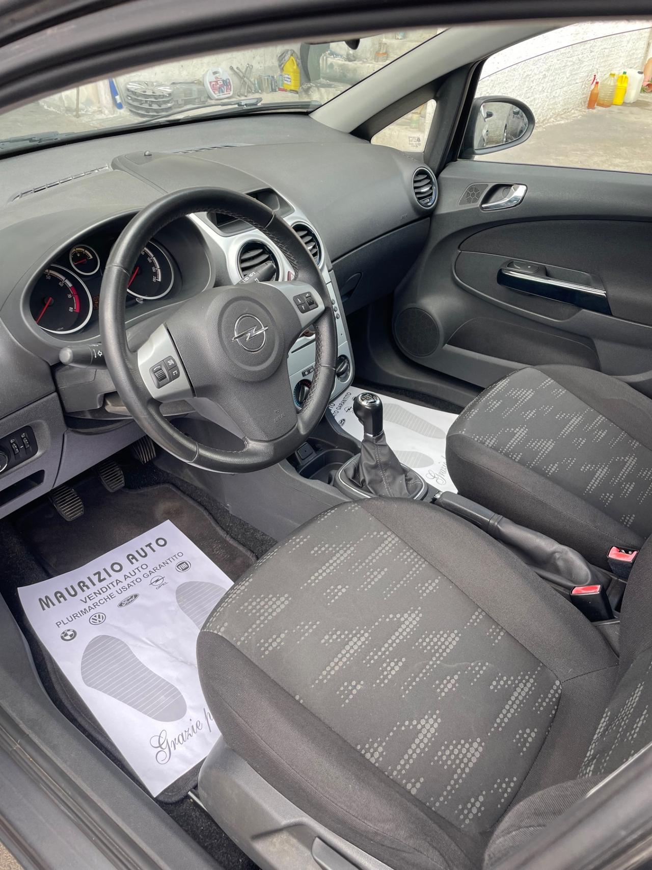 Opel Corsa 1.2 5 porte Cosmo Full dal nord Italia 4 cilindri