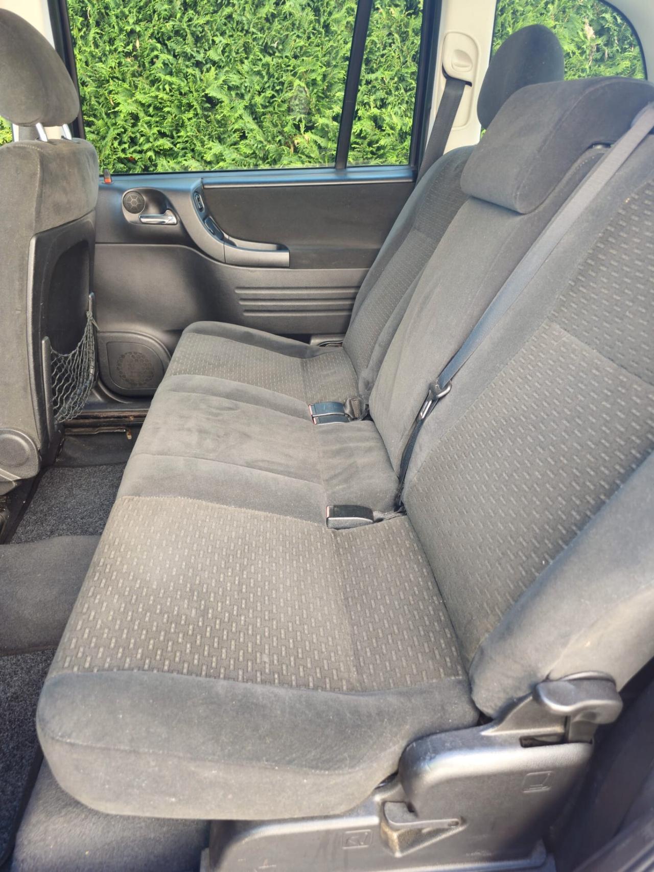 Opel Zafira 2.2 16V DTI cat Elegance