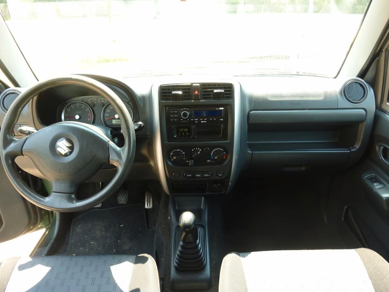 Suzuki Jimny 1.3i 16V cat 4WD JLX