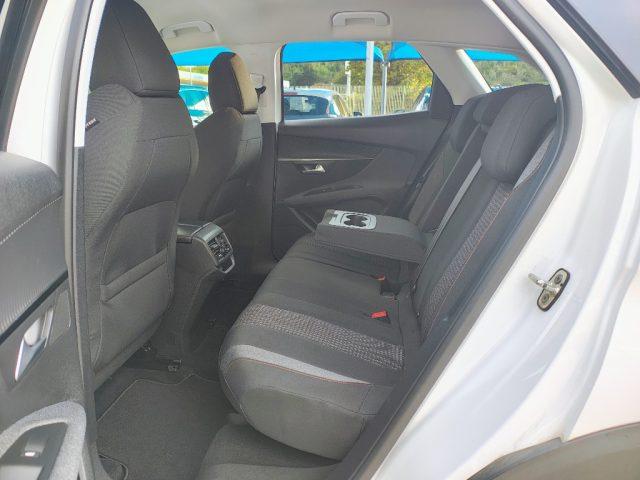 PEUGEOT 3008 BlueHDi 130 S&S Business