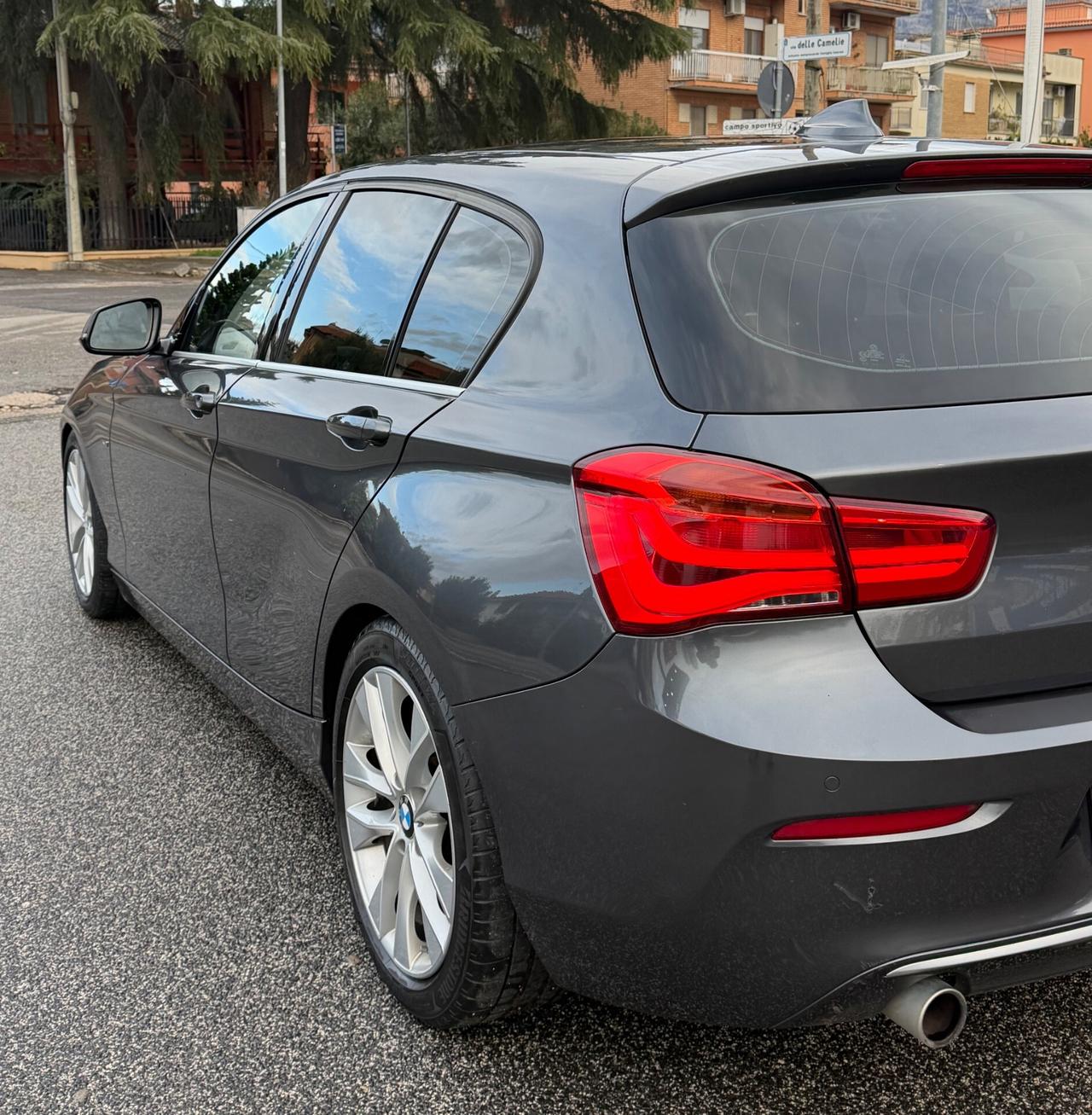 Bmw 118 118d 5p. Urban