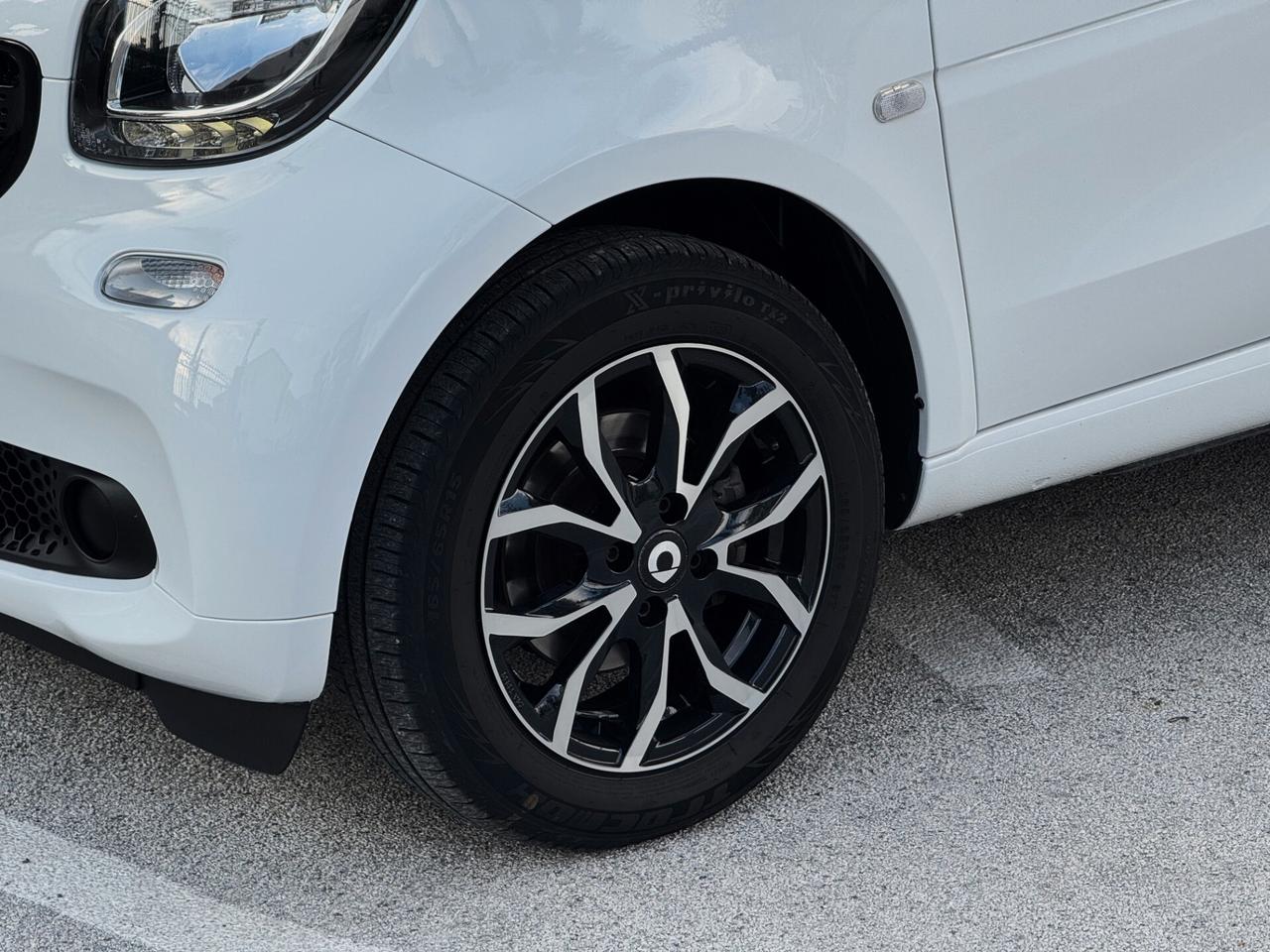 Smart forTwo 1.0 Youngster 71CV Twin TETTO NAVI PELLE