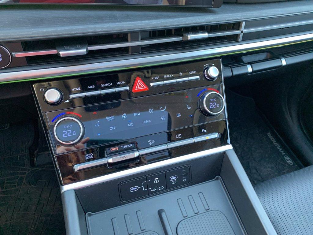 HYUNDAI Santa Fe 1.6 t-gdi hev XClass 4wd 215cv at 5p.ti del 2024