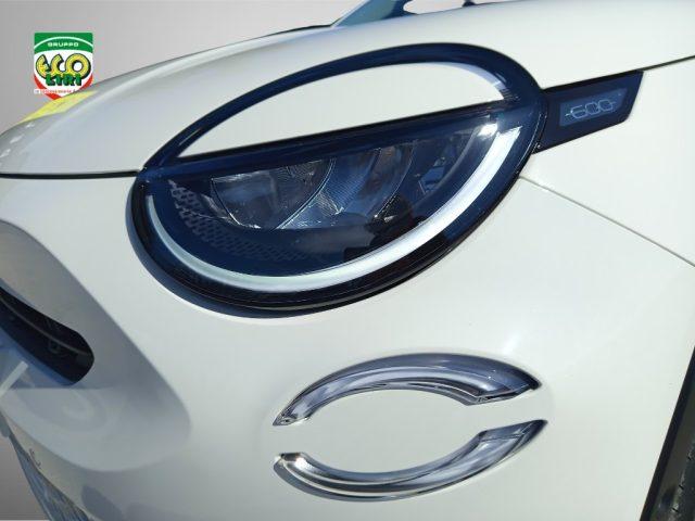 FIAT 600 Hybrid 110 CV DCT MHEV La Prima