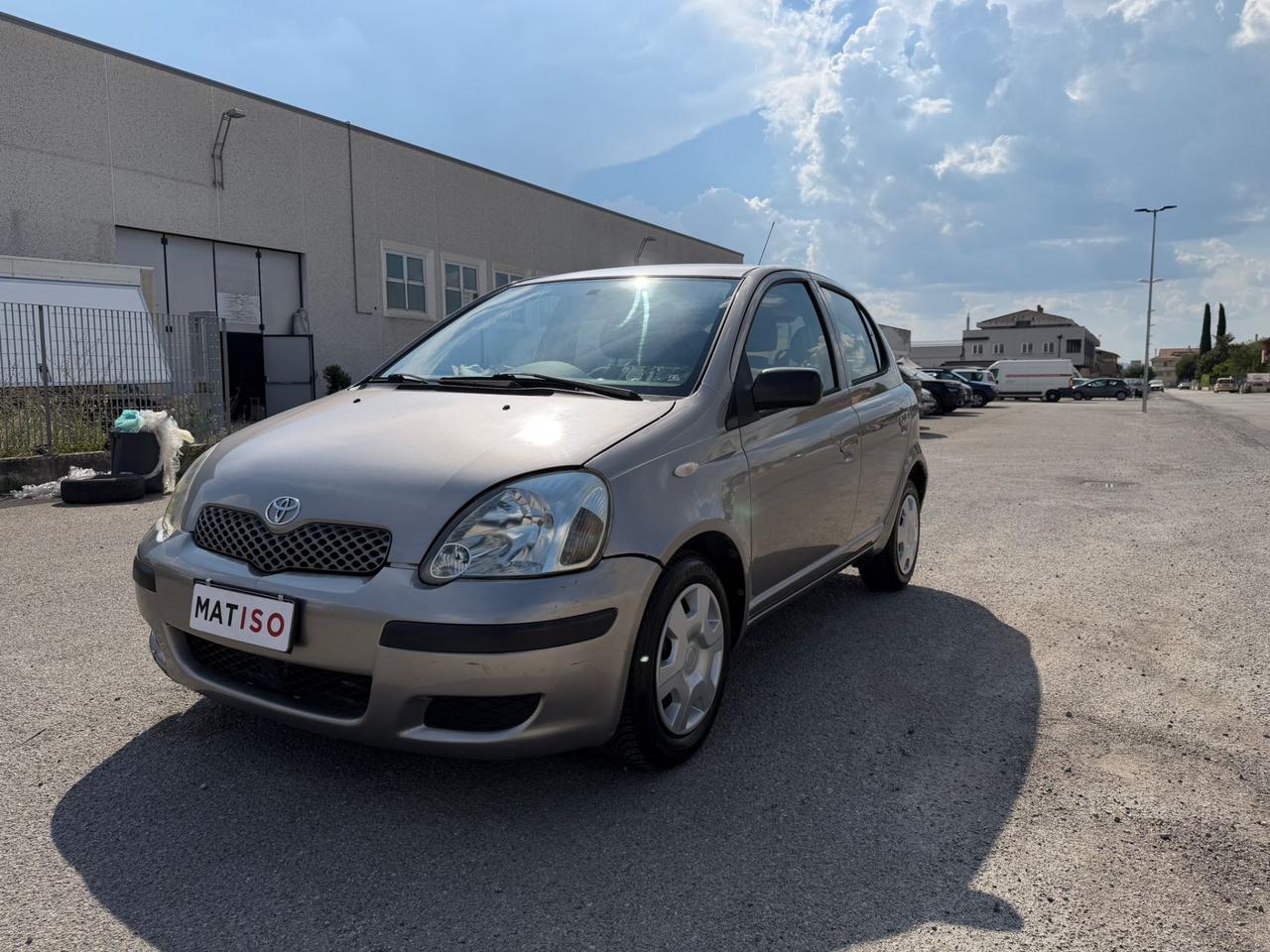 Toyota Yaris tdi D-4D Sol