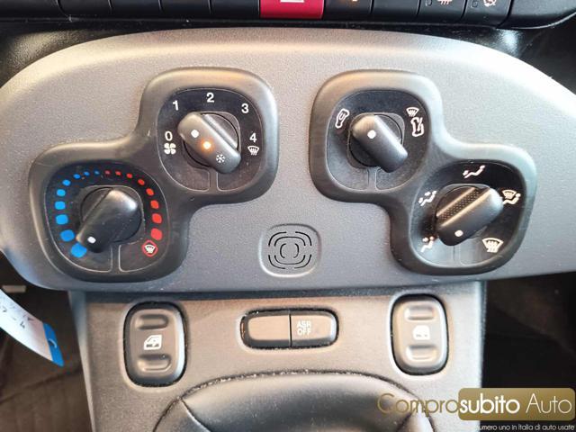 FIAT Panda 1.0 FireFly S&S Hybrid Garmin
