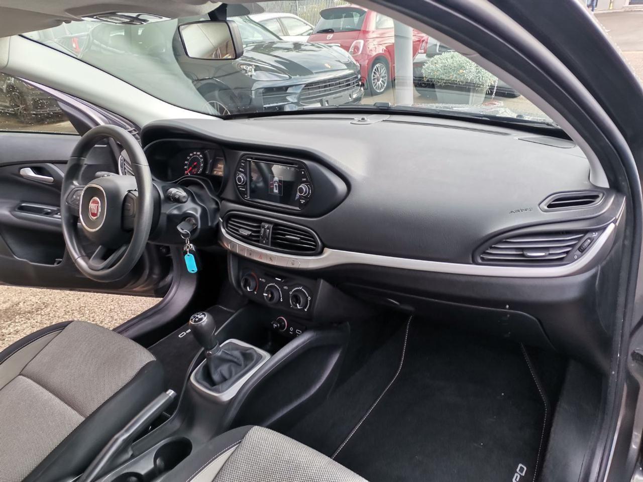 Fiat Tipo 1.3 Mjt 4 porte Easy