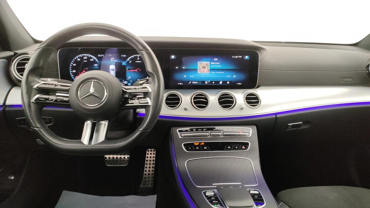Mercedes-Benz E 220 d Premium 4matic auto my20