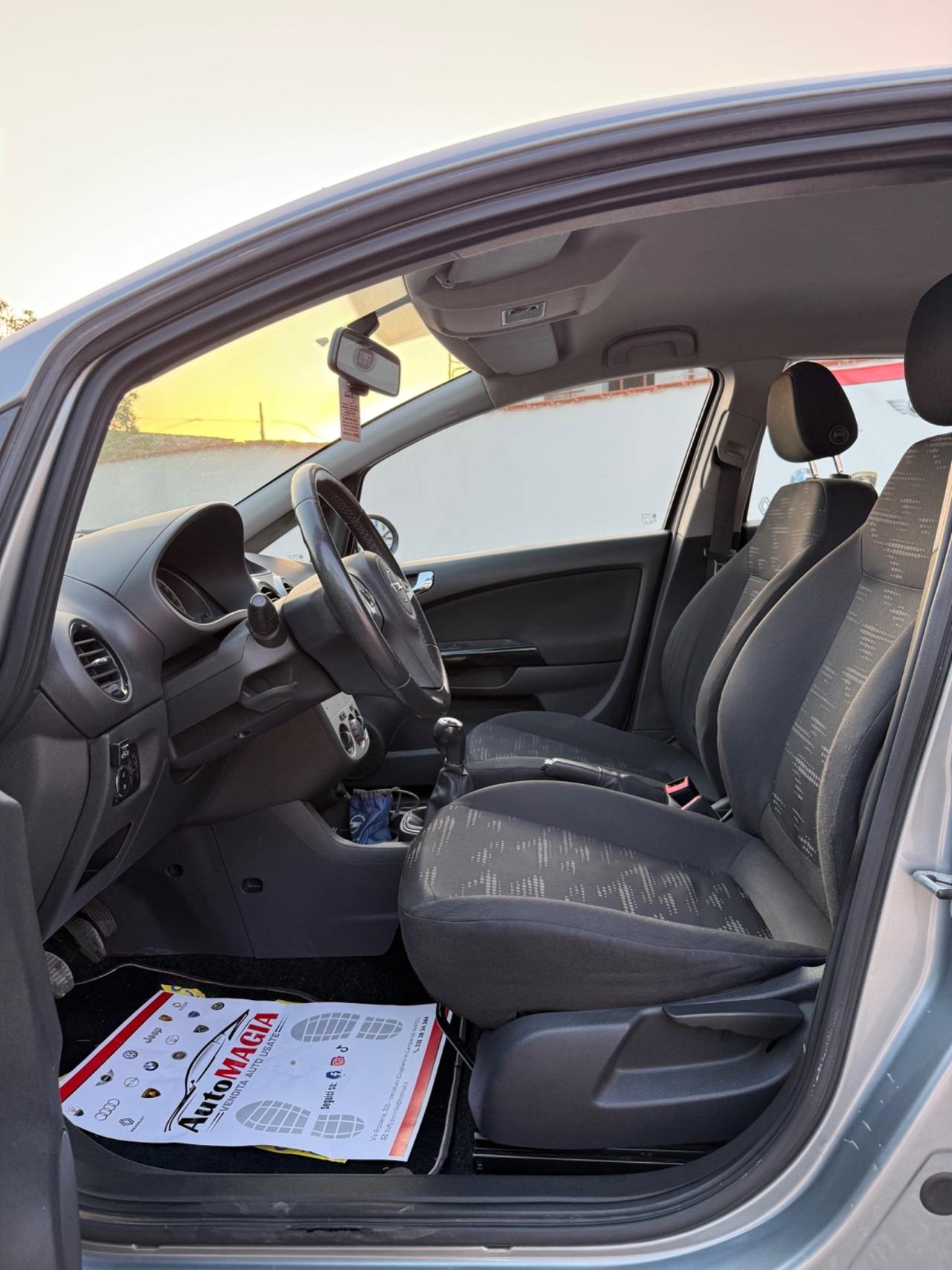 Opel Corsa 1.2 85CV 5 porte GPL-TECH Club