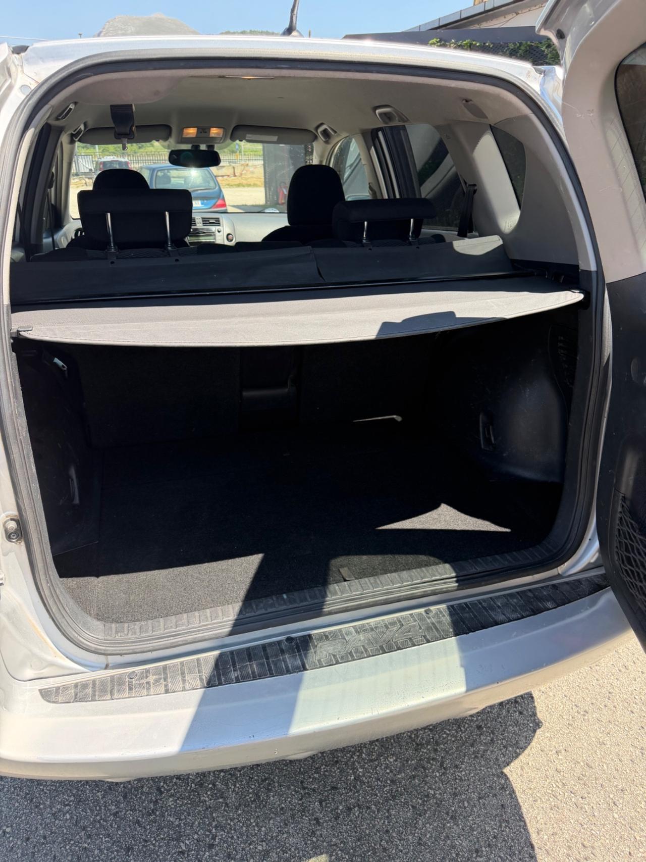 Toyota RAV 4 RAV4 2.2 D-4D 150 CV DPF Luxury