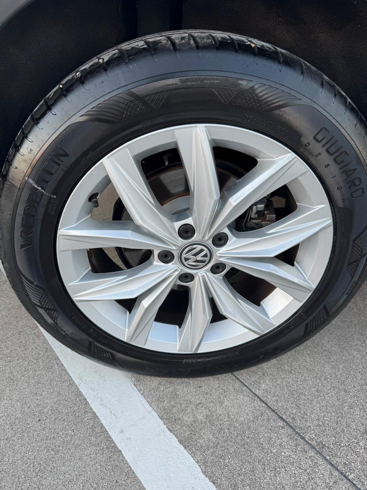 Volkswagen Tiguan 2.0 TDI SCR DSG 4MOTION Executive BMT