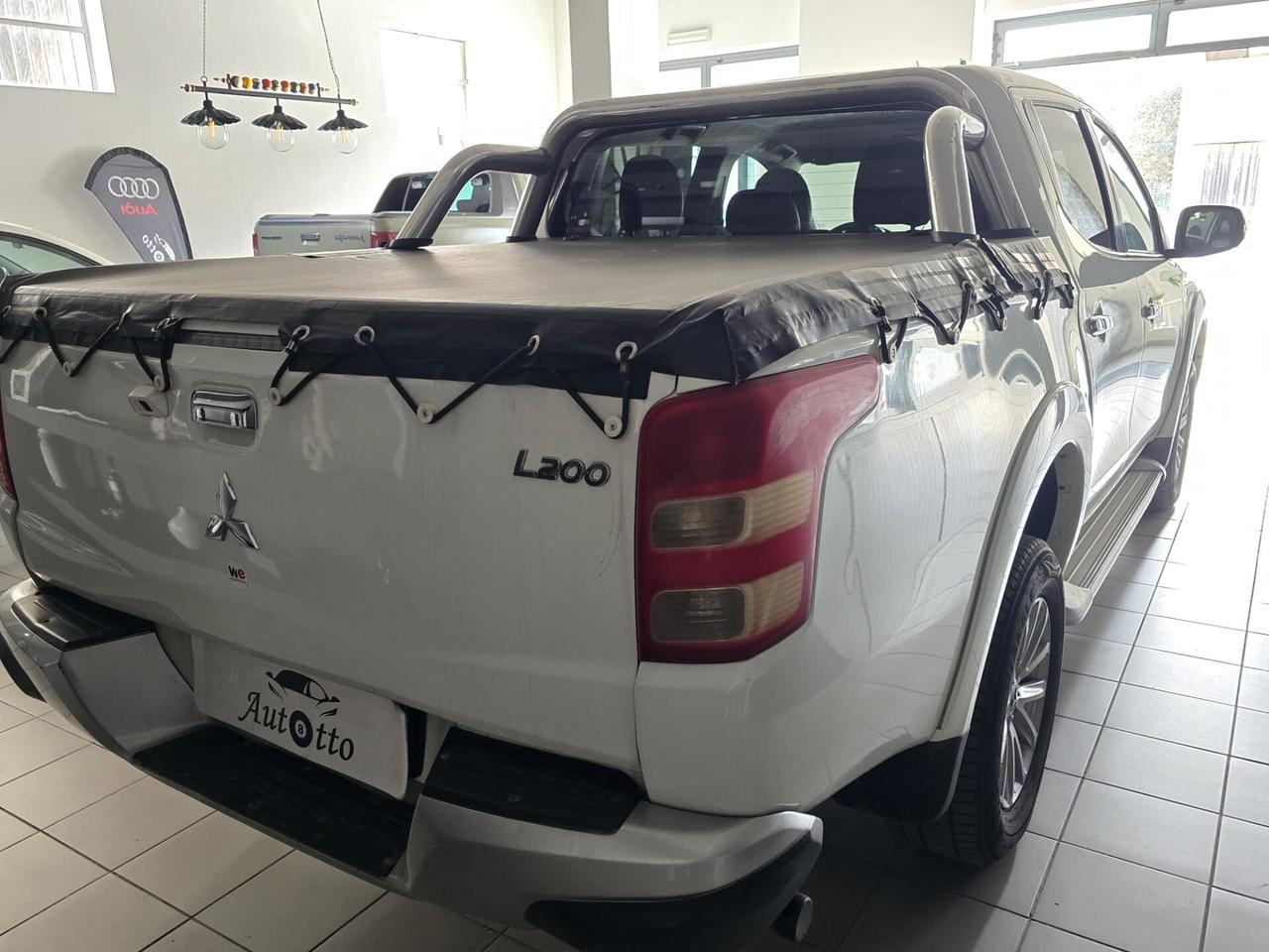Mitsubishi L200 2.4 DI-D/181CV Double Cab Intense Hp Mivec SDA