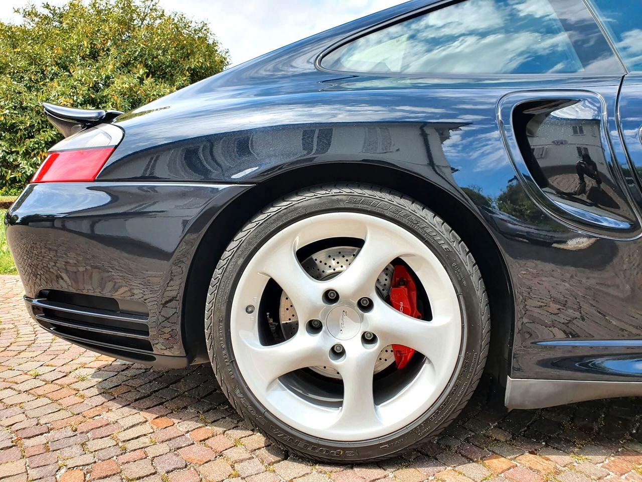 Porsche 911 996.2 Turbo Coupé