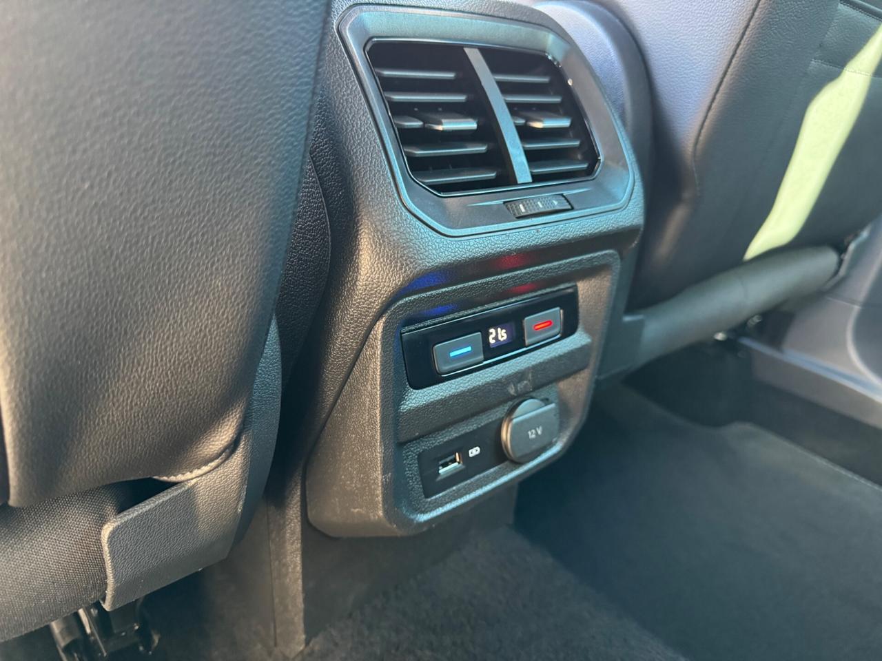 Volkswagen Tiguan 2.0 BiTDI SCR DSG 4MOTION Advanced R-Line BMT