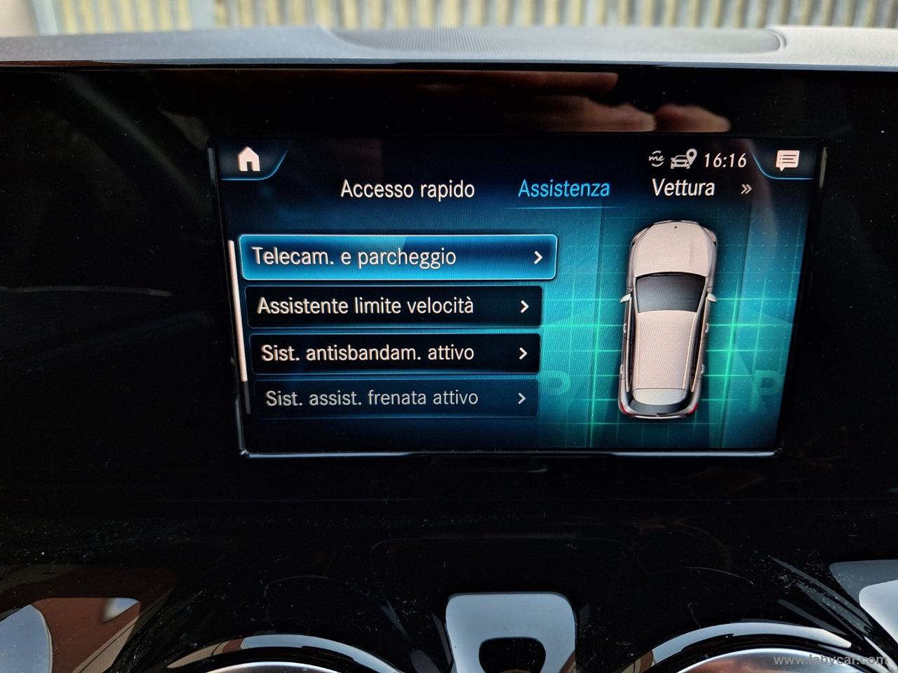 MERCEDES-BENZ GLA 200 d Automatic 4Matic UNICOPROP.