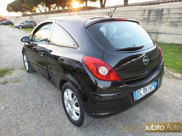 OPEL Corsa 1.2 3 porte Easytronic Sport