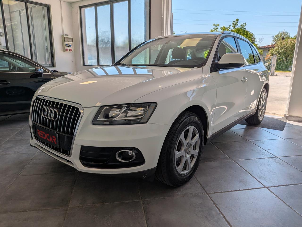 AUDI Q5 2.0 TDI - 143CV
