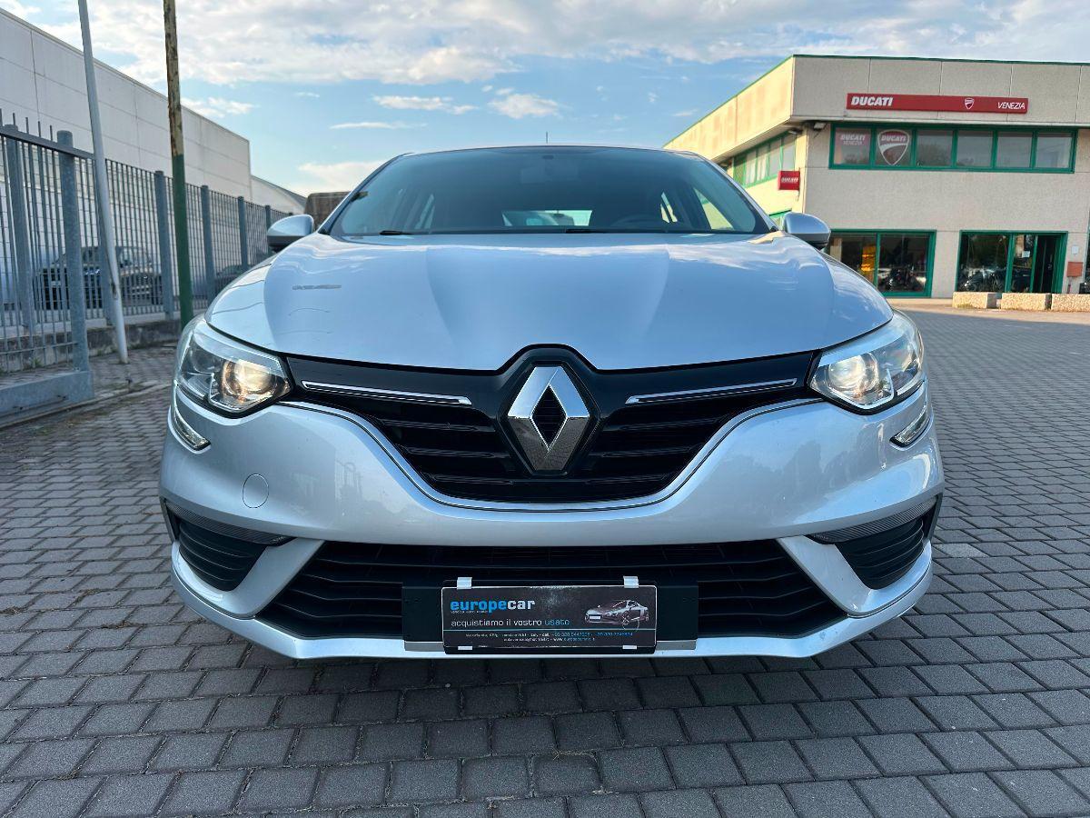 RENAULT - MÃ©gane - TCe Energy Zen