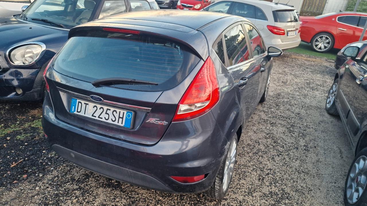 Ford Fiesta 1.2 82 CV 5 porte Titanium