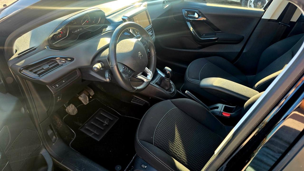 Peugeot 208 Benzina 82cv Stop&Start - 2019