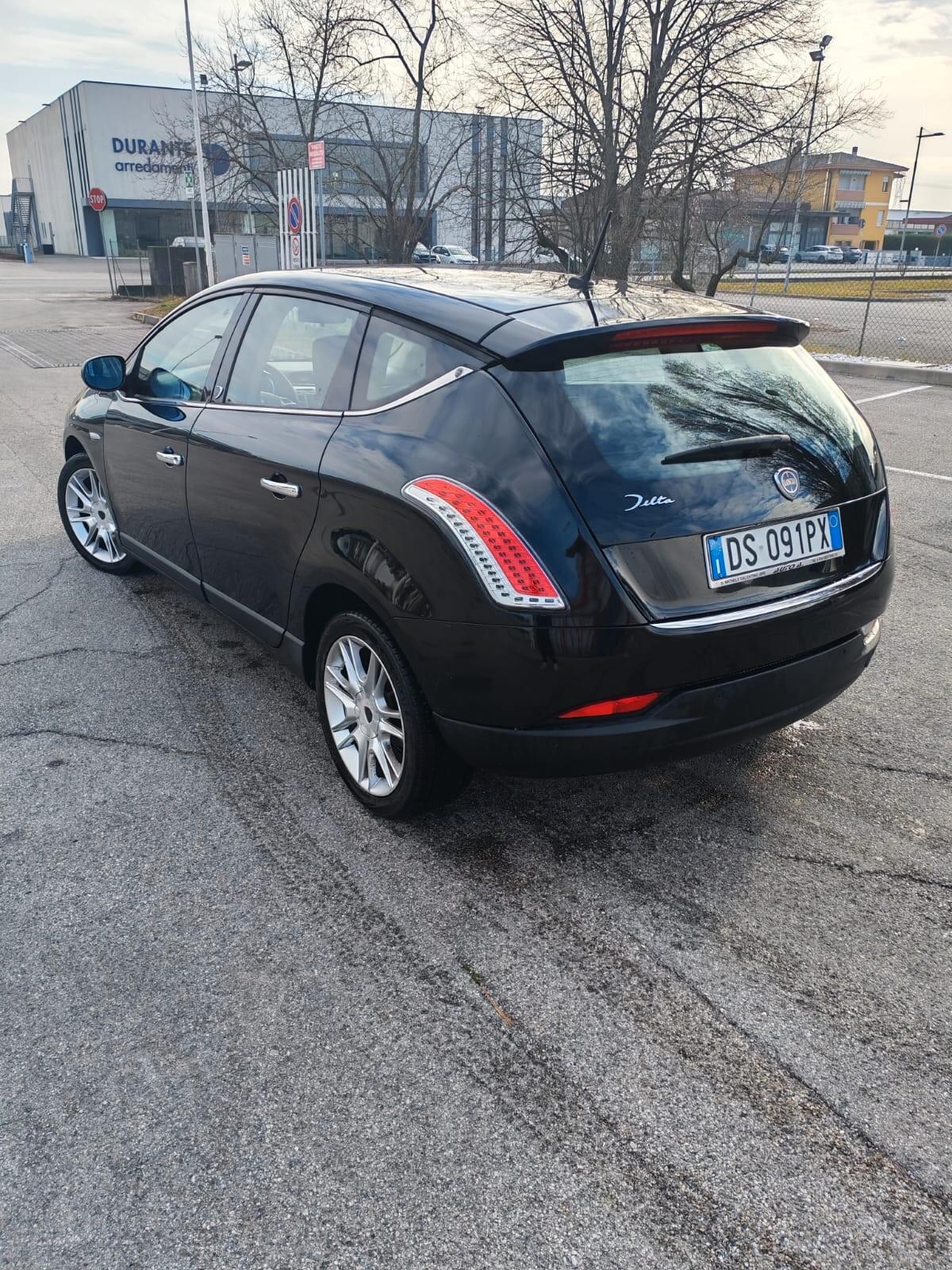 Lancia Delta 1.4 T-Jet 120 CV Oro