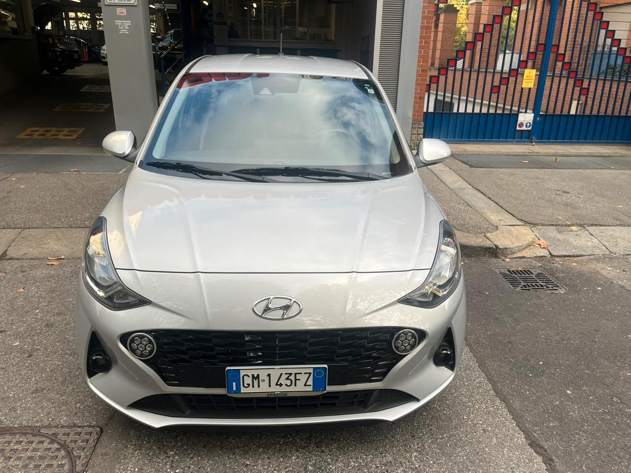 Hyundai i10 1.0 MPI AT Tech