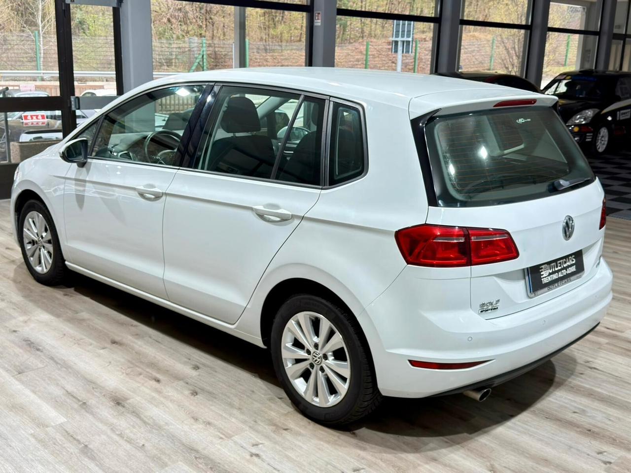 VW GOLF SPORTSVAN 1.6TDI 110cv DSG 115.000km 2015